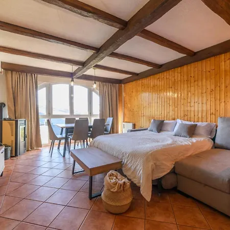 シャレー Makanai By Surynieve *